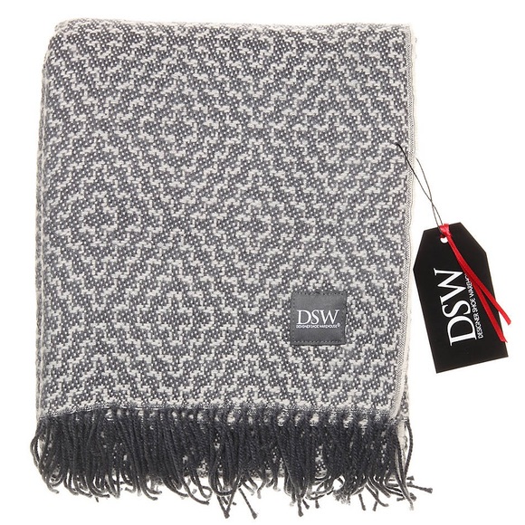 🆕 Geometric Pattern Knit Fringe Throw Blanket GRY - Picture 9 of 13